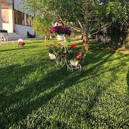 Vila Tundra Rum i privatbostad Corbu (Constanta)